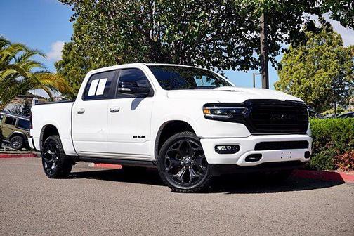 Bright White Clearcoat 2022 RAM 1500 Limited