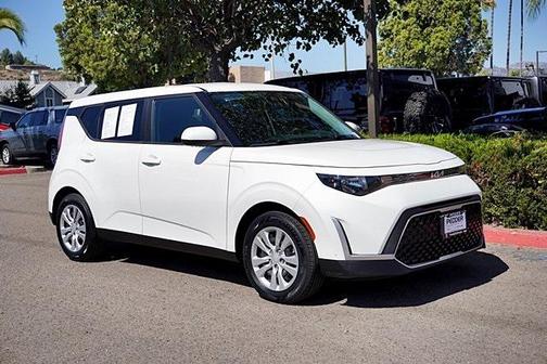 2023 Kia Soul LX