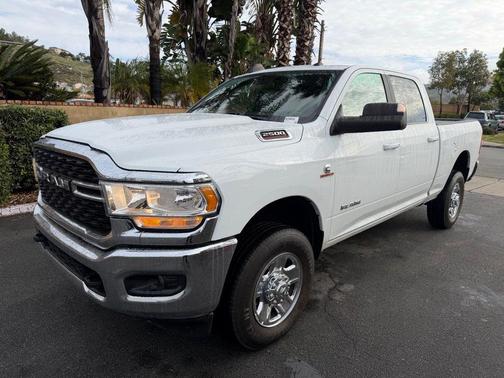 2022 RAM 2500 Big Horn Crew Cab 4x4 6'4' Box