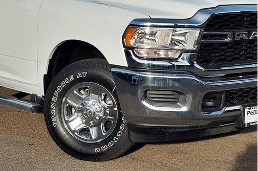 2024 RAM 2500 Tradesman Regular Cab 4x2 8' Box