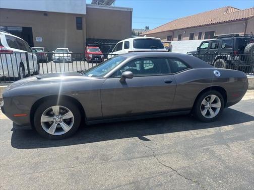 2015 Dodge Challenger SXT
