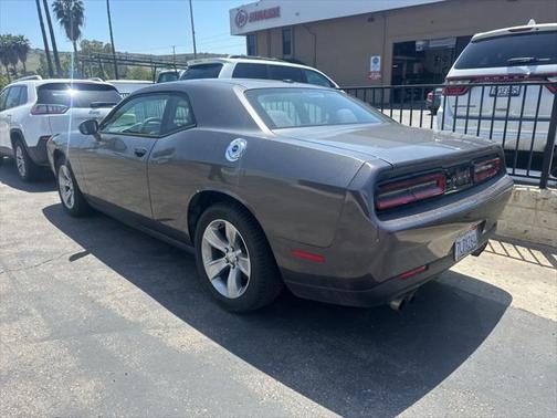 2015 Dodge Challenger SXT