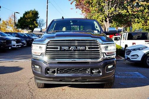 2020 RAM 2500 Laramie Crew Cab 4X4 6'4' Box