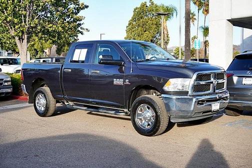 2017 RAM 2500 Tradesman Crew Cab 4x4 6'4' Box