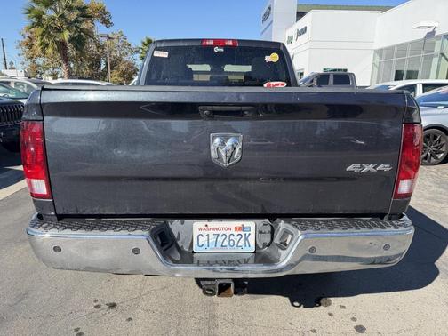 2017 RAM 2500 Tradesman Crew Cab 4x4 6'4' Box