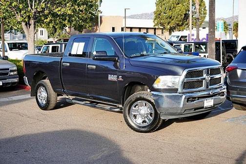 2017 RAM 2500 Tradesman Crew Cab 4x4 6'4' Box