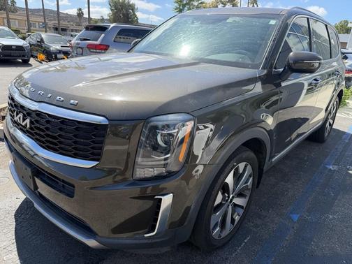 2022 Kia Telluride S