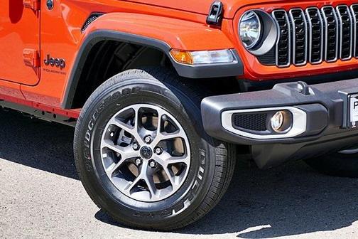 2025 Jeep Gladiator Sport S