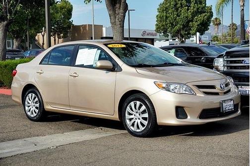 Photo 5 of 29 of 2012 Toyota Corolla LE