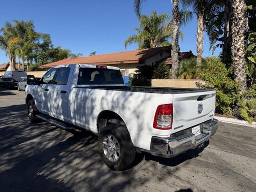 2024 RAM 2500 Big Horn Crew Cab 4x4 8' Box