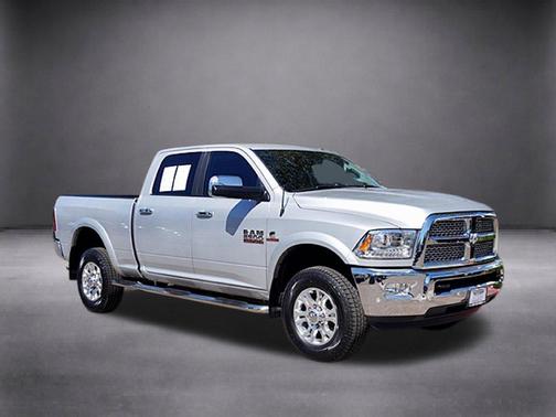 Bright Silver Metallic Clearcoat 2017 RAM 2500 Laramie Crew Cab 4x4 6'4' Box