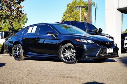 2023 Toyota Camry SE