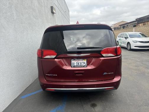 2018 Chrysler Pacifica Hybrid Touring L
