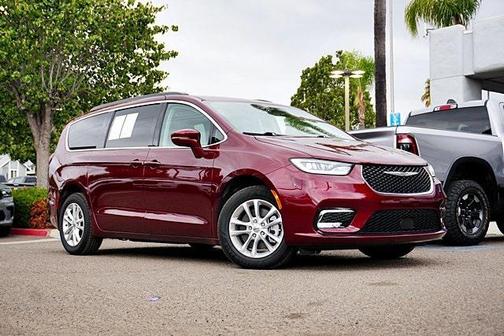 2021 Chrysler Pacifica Touring AWD