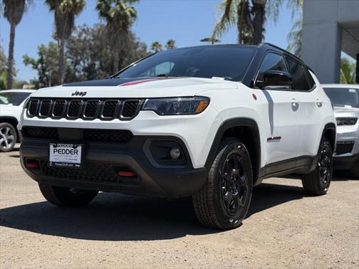 2023 Jeep Compass Trailhawk