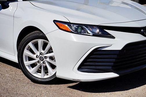 Ice Edge 2024 Toyota Camry LE