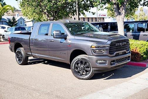 2025 RAM 2500 Laramie Crew Cab 4x4 6'4' Box