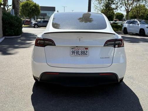 2023 Tesla Model Y Performance Dual Motor All-Wheel Drive