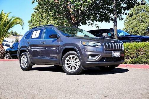 2022 Jeep Cherokee Latitude Lux
