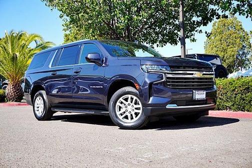 2023 Chevrolet Suburban LT