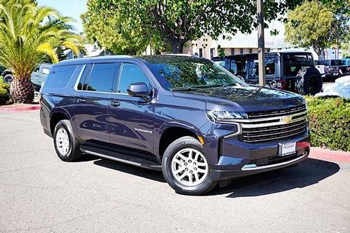 2023 Chevrolet Suburban LT