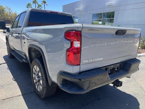 2024 Chevrolet Silverado 2500 Custom