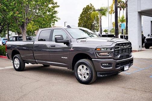 2025 RAM 3500 Big Horn Crew Cab 4x4 8' Box