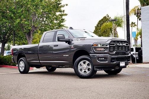 2025 RAM 3500 Big Horn Crew Cab 4x4 8' Box