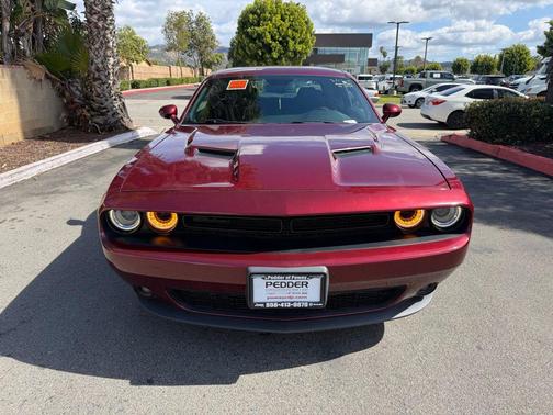 2022 Dodge Challenger SXT