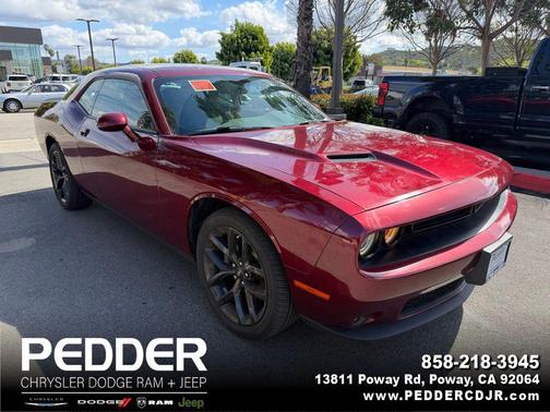 2022 Dodge Challenger SXT