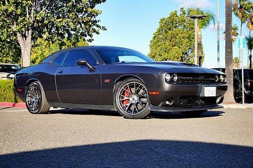 2016 Dodge Challenger SRT 392