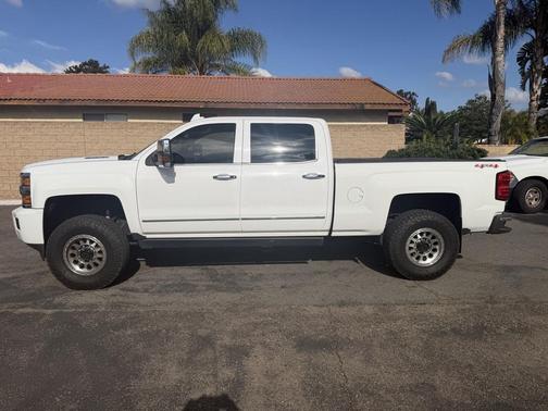 2015 Chevrolet Silverado 2500 High Country