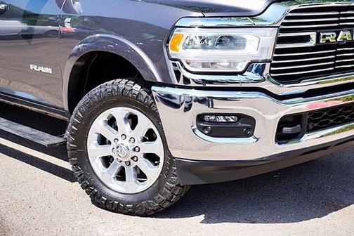 2022 RAM 2500 Laramie Crew Cab 4x4 8' Box