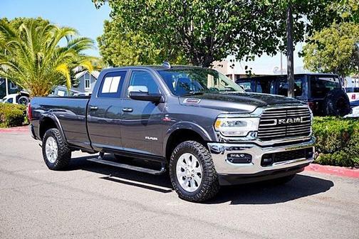 2022 RAM 2500 Laramie Crew Cab 4x4 8' Box