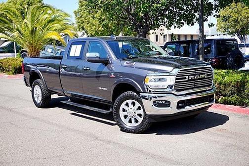 2022 RAM 2500 Laramie Crew Cab 4x4 8' Box