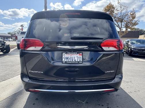 2017 Chrysler Pacifica Limited