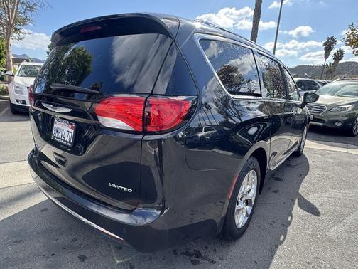 2017 Chrysler Pacifica Limited