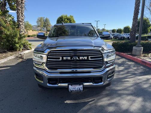 2019 RAM 2500 Laramie Crew Cab 4x4 6'4' Box
