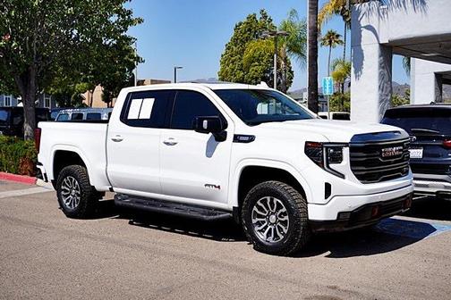 2023 GMC Sierra 1500 AT4