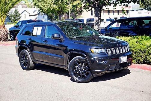 2018 Jeep Grand Cherokee Altitude