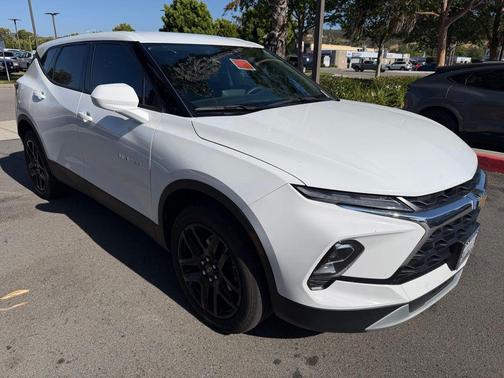 Summit White 2025 Chevrolet Blazer 2LT