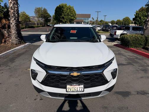 Summit White 2025 Chevrolet Blazer 2LT