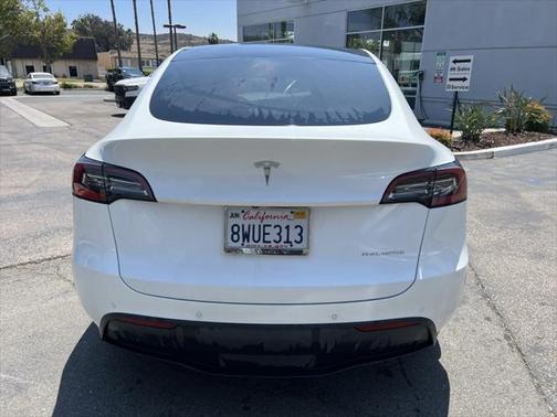 2021 Tesla Model Y Long Range Dual Motor All-Wheel Drive