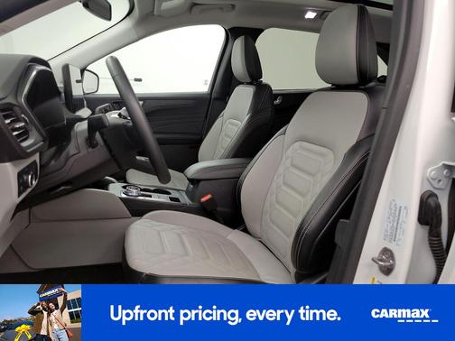 White 2024 Ford Escape PHEV