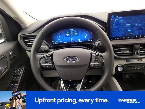 White 2024 Ford Escape PHEV