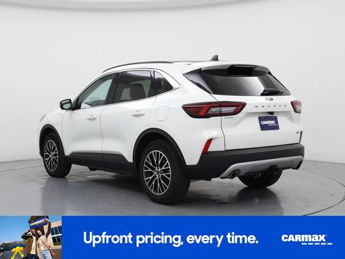White 2024 Ford Escape PHEV