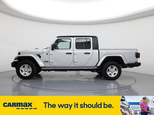 2022 Jeep Gladiator Sport