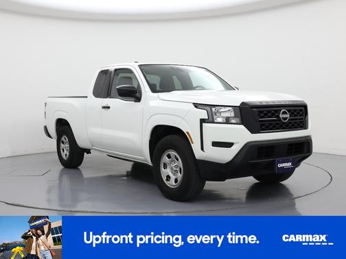 White 2022 Nissan Frontier S