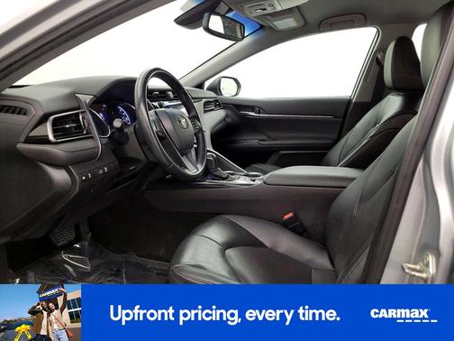 2020 Toyota Camry Hybrid XLE