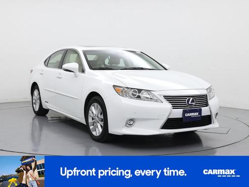 2015 Lexus ES 300h 
